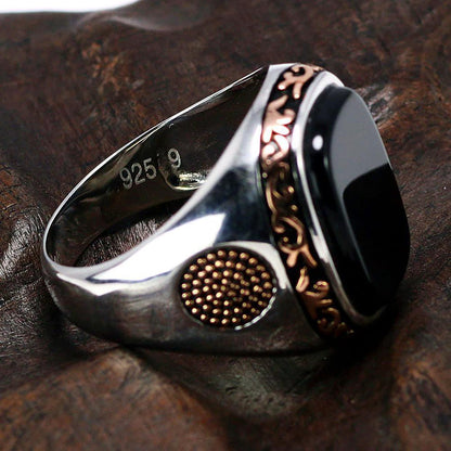 Moon Madrid Provo Timeless Onyx Ring