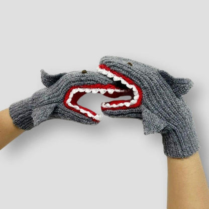 Saint Martin Stamford Playful 3D Shark Gloves